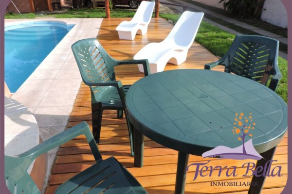 DUPLEX PARA 2 A 6 PERSONAS CON PILETA COMPARTIDA. PARRILLA. COCHERA. EQUIPAMIENTO FULL