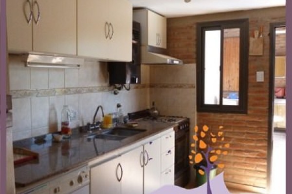 CASA PARA 6 PERSONAS CON PILETA USO EXCLUSIVO-QUINCHO-PATIO