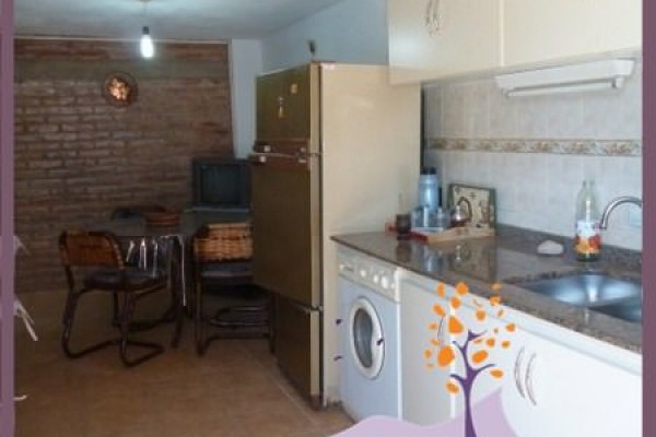 CASA PARA 6 PERSONAS CON PILETA USO EXCLUSIVO-QUINCHO-PATIO