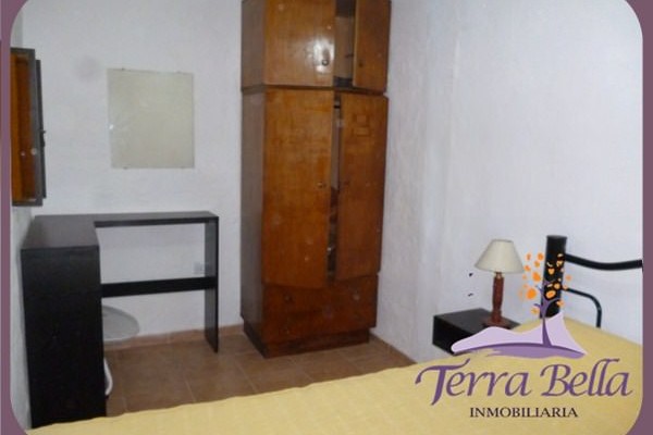 CASA PARA 6 PERSONAS CON PILETA USO EXCLUSIVO-QUINCHO-PATIO