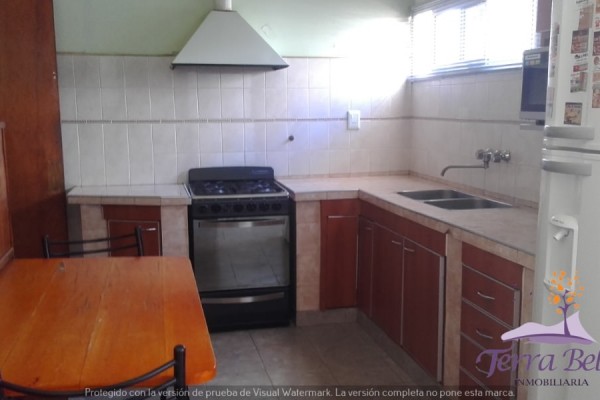 cASA PARA 6 PERSONAS FRENTE AL LAGO! PARQUE - PILETA- VISTA INCREIBLE