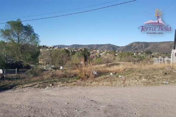 TERRENO EN BARRIO CERRADO 