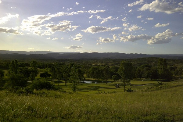 LOTE EN COUNTRY CARLOS PAZ GOLF - SAN ANTONIO DE ARREDONDO