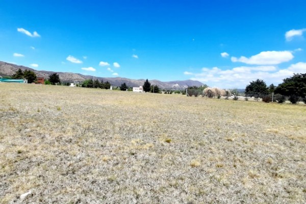 LOTE EN COUNTRY CARLOS PAZ GOLF - SAN ANTONIO DE ARREDONDO