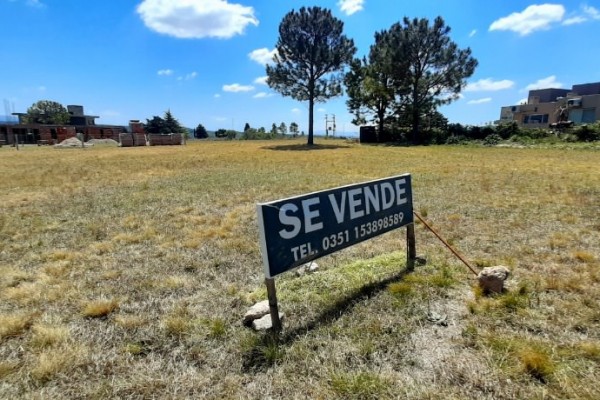 LOTE EN COUNTRY CARLOS PAZ GOLF - SAN ANTONIO DE ARREDONDO