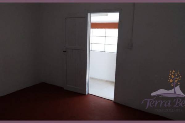 CASA ECONOMICA 2 DORMITORIOS PROXIMA AL RIO