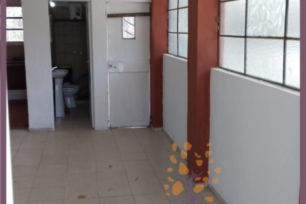 CASA ECONOMICA 2 DORMITORIOS PROXIMA AL RIO