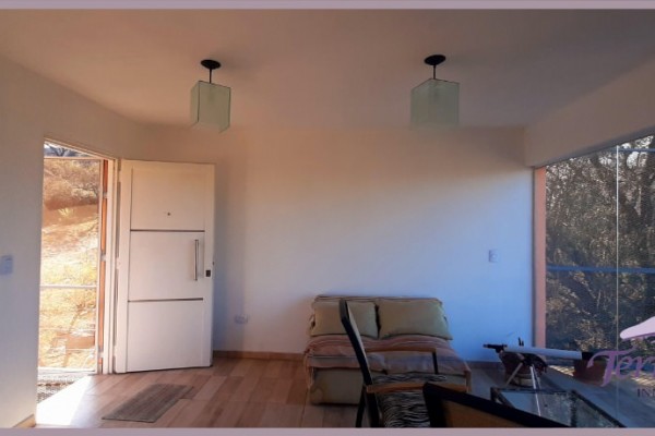 MUY LINDA CASA CON HERMOSA VISTA AL LAGO SAN ROQUE