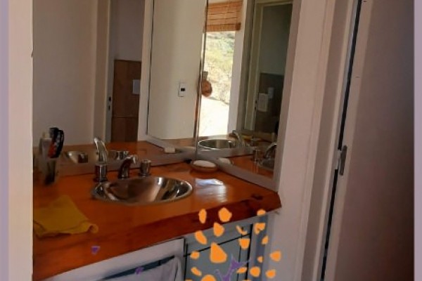 MUY LINDA CASA CON HERMOSA VISTA AL LAGO SAN ROQUE