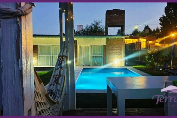 HERMOSO DEPARTAMENTO CON PILETA, CERCANO AL RÍO