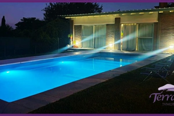 HERMOSO DEPARTAMENTO CON PILETA, CERCANO AL RÍO