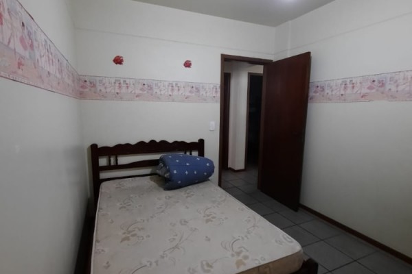 AMPLIO DEPTO PARA 8/10 PERSONAS 3 DORMITORIOS A 30 METROS DEL MAR