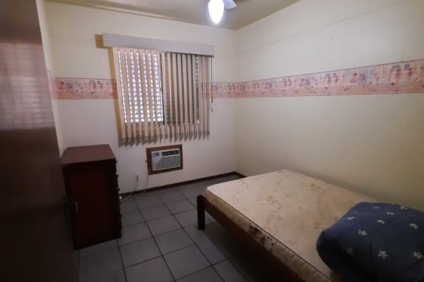 AMPLIO DEPTO PARA 8/10 PERSONAS 3 DORMITORIOS A 30 METROS DEL MAR