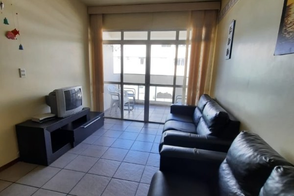 AMPLIO DEPTO PARA 8/10 PERSONAS 3 DORMITORIOS A 30 METROS DEL MAR