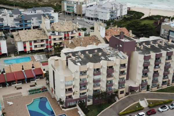 DEPARTAMENTO PARA 4 A 50 METROS DEL MAR CON PILETA, QUINCHO, JUEGOS EN INGLESES NORTE