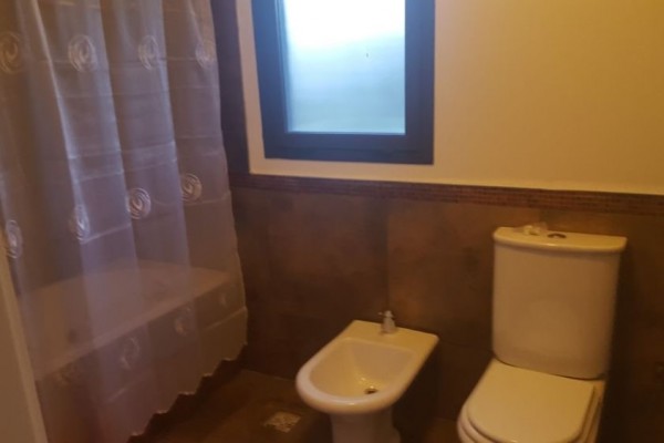 HERMOSA CASA DE 1º CATEGORIA EN BARRIO CERRADO CAUSANA