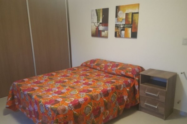 HERMOSA CASA DE 1º CATEGORIA EN BARRIO CERRADO CAUSANA