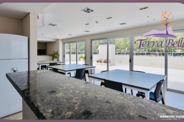 DEPARTAMENTO DE CATGORIA EN TORRE OPERA. CENTRICO. CON PISCINA, QUICHO, GIMNASIO, COCHERA