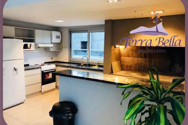 DEPARTAMENTO DE CATGORIA EN TORRE OPERA. CENTRICO. CON PISCINA, QUICHO, GIMNASIO, COCHERA