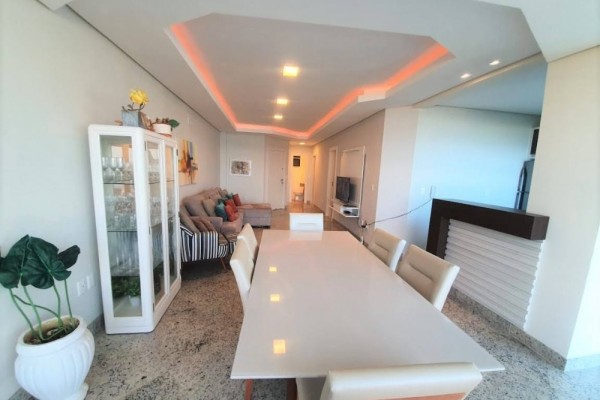 HERMOSO DEPARTAMENTO FRENTE AL MAR PARA 8 PERSONAS