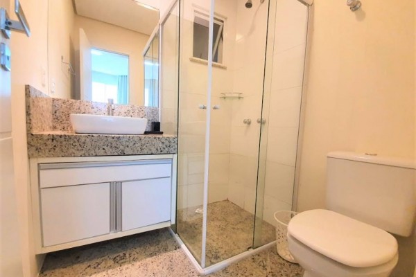 HERMOSO DEPARTAMENTO FRENTE AL MAR PARA 8 PERSONAS