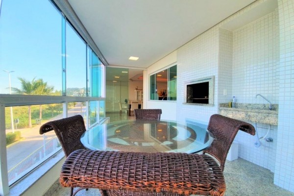 HERMOSO DEPARTAMENTO FRENTE AL MAR PARA 8 PERSONAS