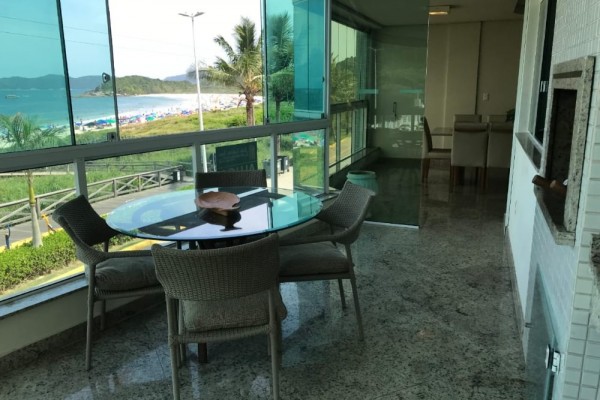 HERMOSO DEPARTAMENTO FRENTE AL MAR PARA 8 PERSONAS