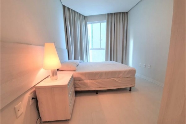 HERMOSO DEPARTAMENTO FRENTE AL MAR PARA 8 PERSONAS