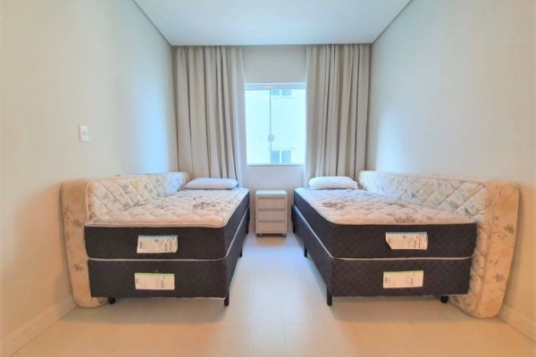 HERMOSO DEPARTAMENTO FRENTE AL MAR PARA 8 PERSONAS