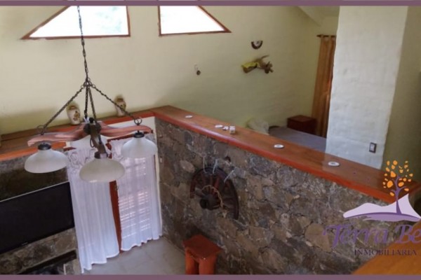 HERMOSA PROPIEDAD CON PARQUE Y PISCINA