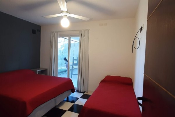 HERMOSA CASA DE CATEGORIA PARA 11 PERSONAS CON PILETA, QUINCHO, VISTA 