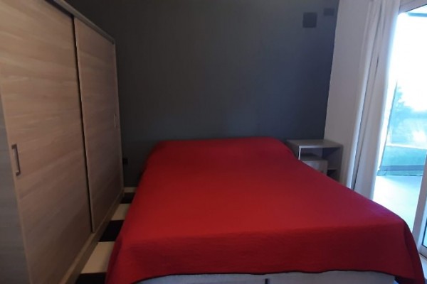 HERMOSA CASA DE CATEGORIA PARA 11 PERSONAS CON PILETA, QUINCHO, VISTA 