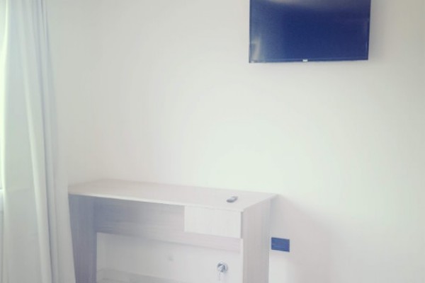 HERMOSA CASA DE CATEGORIA PARA 11 PERSONAS CON PILETA, QUINCHO, VISTA 