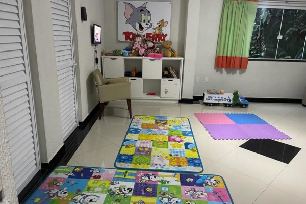 DEPARTAMENTOS EN COMPLEJO CON 3 PISCINAS, UNA CLIMATIZ, SALA DE JUEGOS, GIMNASIO, SAUNA