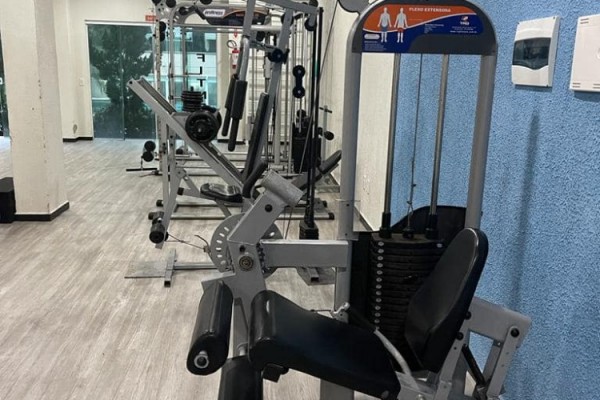 DEPARTAMENTOS EN COMPLEJO CON 3 PISCINAS, UNA CLIMATIZ, SALA DE JUEGOS, GIMNASIO, SAUNA