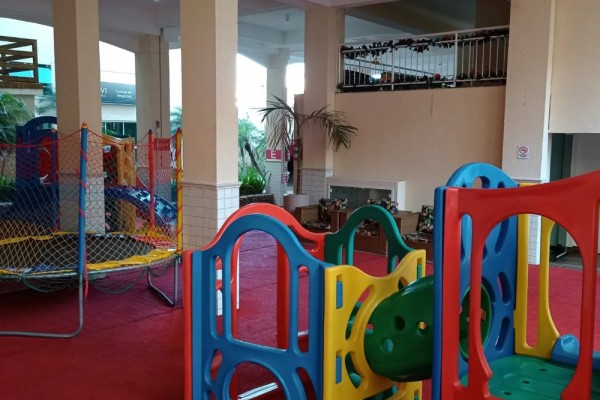 DEPARTAMENTOS EN COMPLEJO CON 3 PISCINAS, UNA CLIMATIZ, SALA DE JUEGOS, GIMNASIO, SAUNA