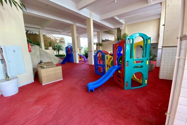 DEPARTAMENTOS EN COMPLEJO CON 3 PISCINAS, UNA CLIMATIZ, SALA DE JUEGOS, GIMNASIO, SAUNA