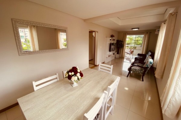 CÓMODOS DEPARTAMENTOS A 100 METROS DEL MAR PARA 12 PERSONAS