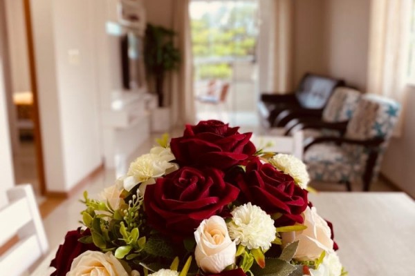 CÓMODOS DEPARTAMENTOS A 100 METROS DEL MAR PARA 12 PERSONAS