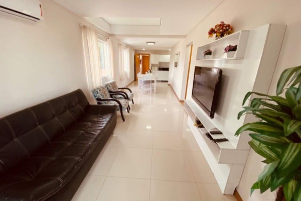 CÓMODOS DEPARTAMENTOS A 100 METROS DEL MAR PARA 12 PERSONAS