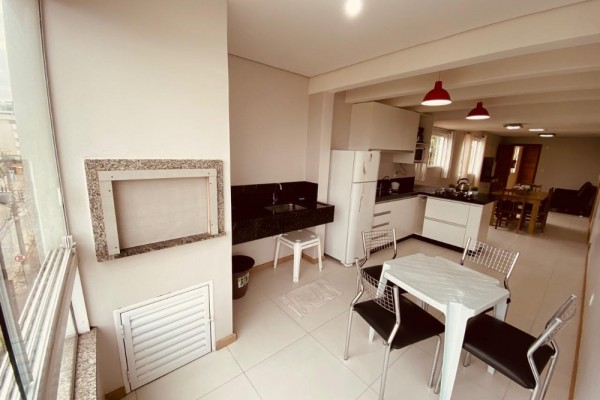 CÓMODOS DEPARTAMENTOS A 100 METROS DEL MAR PARA 12 PERSONAS