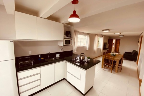 CÓMODOS DEPARTAMENTOS A 100 METROS DEL MAR PARA 12 PERSONAS