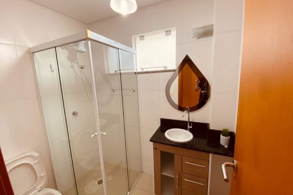 CÓMODOS DEPARTAMENTOS A 100 METROS DEL MAR PARA 12 PERSONAS