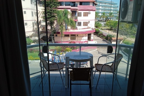 DEPARTAMENTO PARA 6 PERSONAS SOBRE LA PLAYA!! 2 DORMITORIOS - PARQUE - QUINCHO - BALCÓN