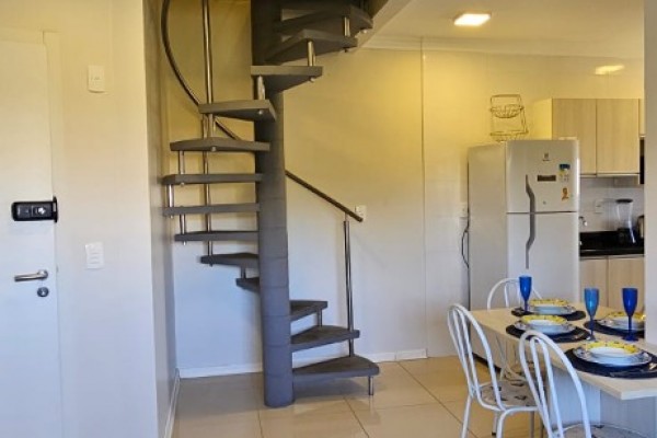 DEPARTAMENTO EN INGLESES PARA 6 PERSONAS