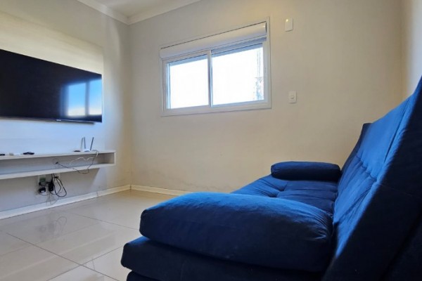 DEPARTAMENTO EN INGLESES PARA 6 PERSONAS