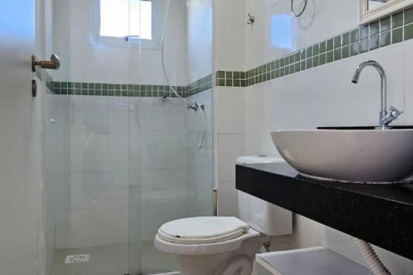 DEPARTAMENTO EN INGLESES PARA 6 PERSONAS