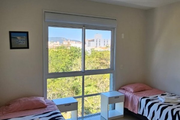 DEPARTAMENTO EN INGLESES PARA 6 PERSONAS