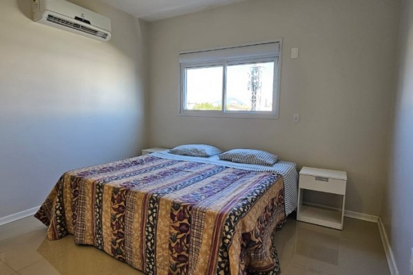 DEPARTAMENTO EN INGLESES PARA 6 PERSONAS