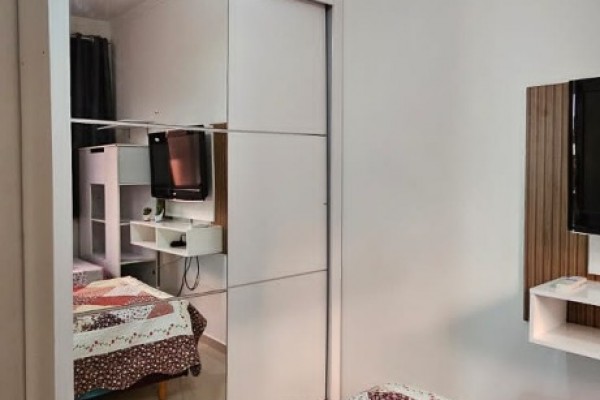 DEPARTAMENTO PARA 6 PERSONAS EN INGLESES, FLORIANOPOLIS